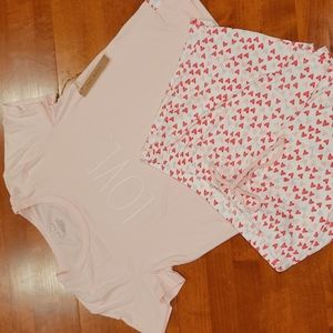 Rae Dunn "Love"  Short Pajama Set Sz Lrg